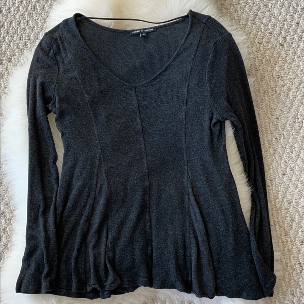 Cable & Gauge Long Sleeve Grey Ribbed Swing Top